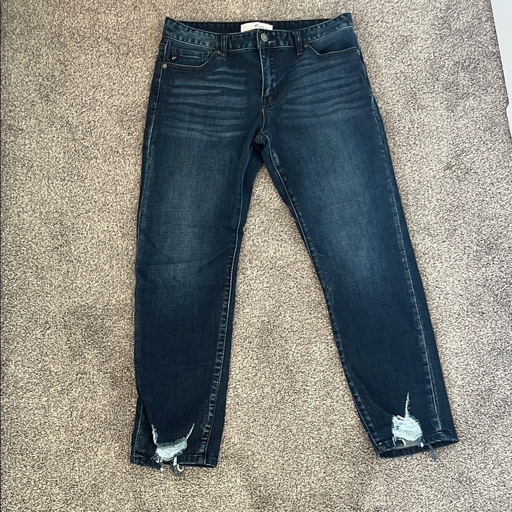 KanCan Dark Wash Distressed Hem Ankle Jeans Size 11/29